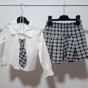 conjunto nina camisa falda cuadro corbata